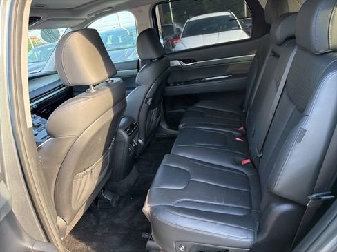 Used 2023 Hyundai Palisade SEL AWD/4WD image 15