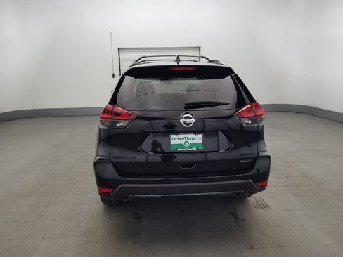Used 2018 Nissan Rogue SV w/ Premium Package AWD/4WD image 6