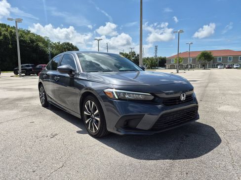 Used 2024 Honda Civic EX image 8