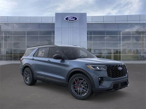 New 2025 Ford Explorer ST-Line w/ Premium Package image 7