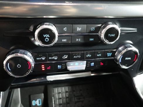 Used 2023 Ford F150 Lariat w/ Equipment Group 502A High image 36