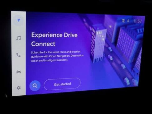 Used 2025 Toyota Corolla LE image 17