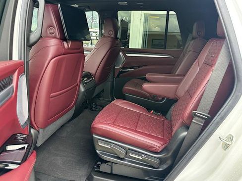 Used 2025 Cadillac Escalade Premium Luxury w/ Touring Package AWD/4WD image 21