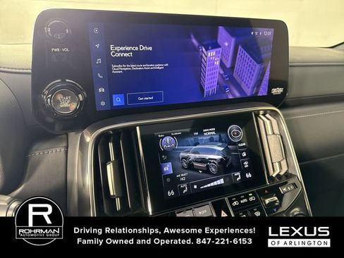 Used 2024 Lexus LX 600 4WD w/ Luxury Package image 6
