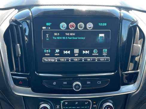 Used 2019 Chevrolet Traverse LT AWD/4WD image 21