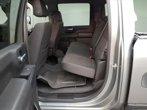 Used 2024 Chevrolet Silverado 2500 Custom w/ Custom Value Package image 12