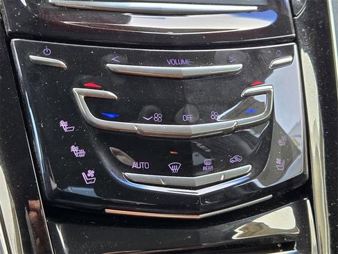 Used 2015 Cadillac Escalade ESV Premium image 16