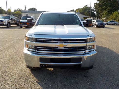 Used 2018 Chevrolet Silverado 2500 W/T w/ WT Convenience Package RWD image 9
