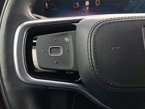 Certified 2025 Lincoln Nautilus Premier AWD/4WD image 22