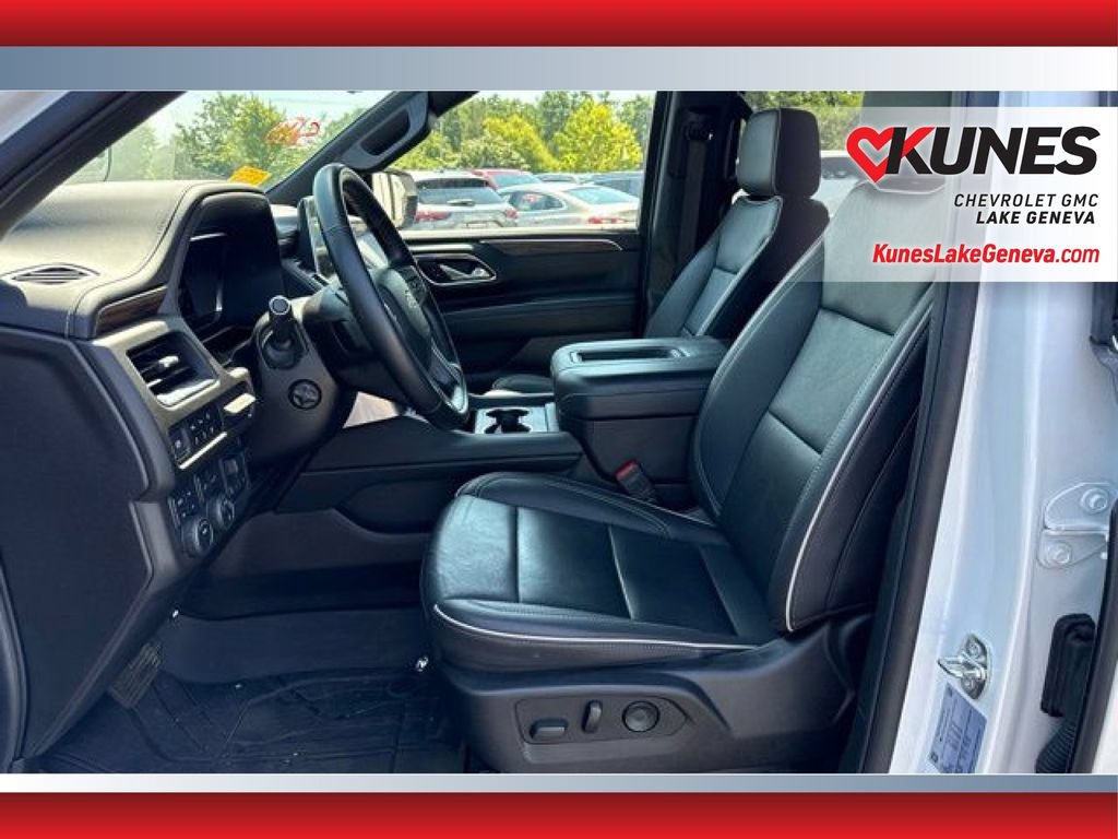 Used 2024 Chevrolet Tahoe Premier w/ Premium Package AWD/4WD image 14