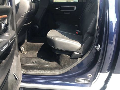 Used 2016 RAM 2500 Laramie w/ Convenience Group AWD/4WD image 12