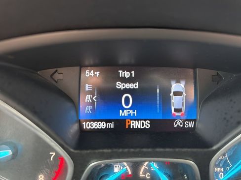 Used 2019 Ford Escape SE image 23