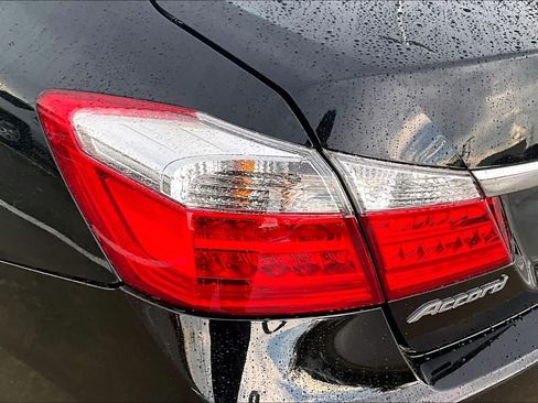Used 2015 Honda Accord EX-L image 27