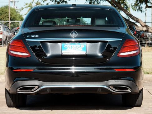 Used 2019 Mercedes-Benz E 300 image 17