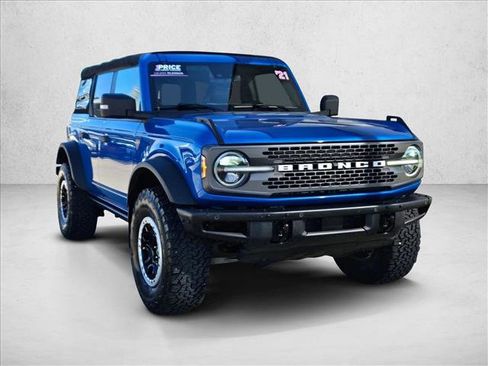 Used 2021 Ford Bronco Badlands image 3