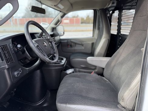 Used 2020 GMC Savana 2500 w/ Driver Convenience Package image 16