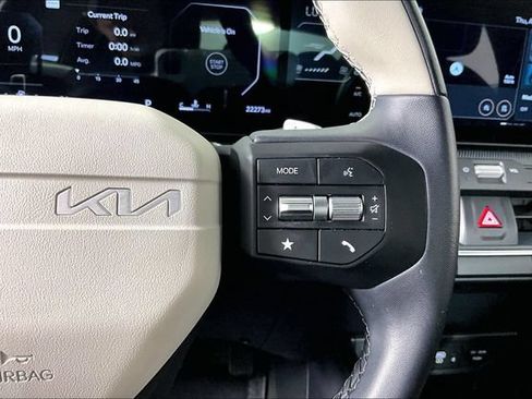 Used 2025 Kia K4 GT-Line w/ GT-Line Sunroof Package FWD image 11