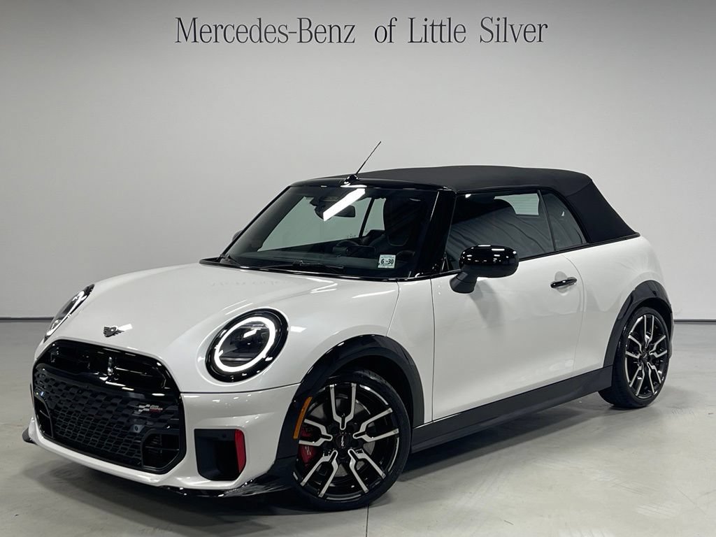 Used 2025 MINI Cooper John Cooper Works FWD image 1