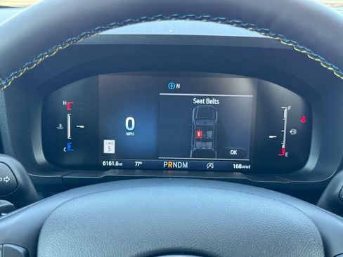 Used 2025 Ford Maverick Lobo image 8