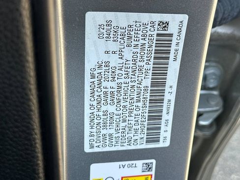 Used 2025 Honda Civic Sport image 31