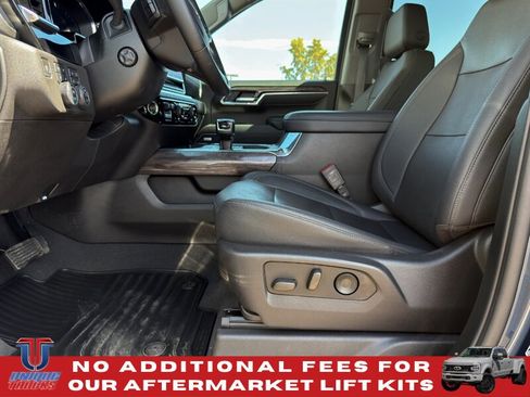 Used 2023 Chevrolet Silverado 1500 LTZ w/ LTZ Convenience Package II AWD/4WD image 21