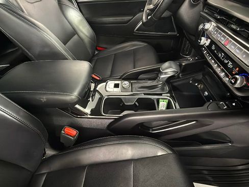 Used 2024 Kia Telluride S image 36