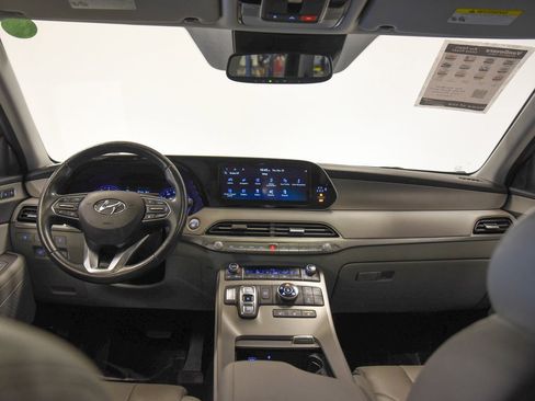 Used 2022 Hyundai Palisade SEL w/ Premium Package image 3