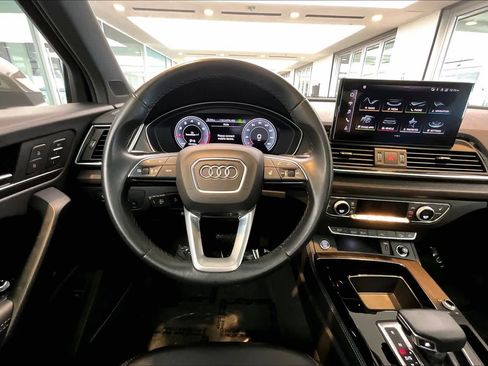 Certified 2023 Audi Q5 2.0T Premium Plus w/ Premium Plus Package AWD/4WD image 6