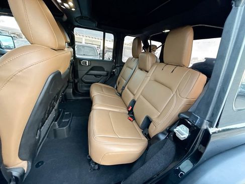 Used 2021 Jeep Wrangler Unlimited Rubicon w/ Safety Group image 26