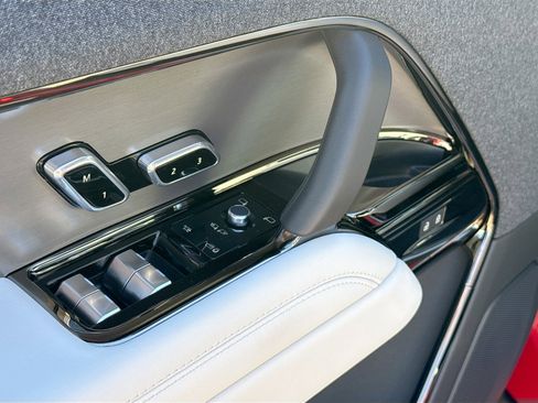 New 2026 Land Rover Range Rover Sport SE image 22
