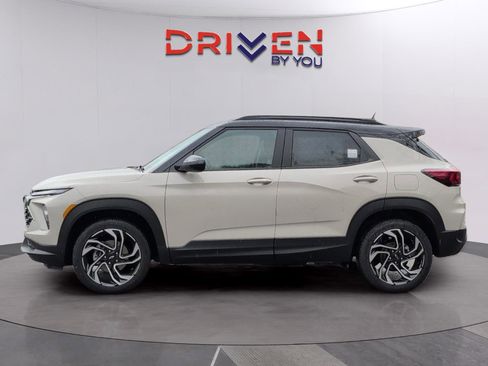 New 2026 Chevrolet TrailBlazer RS w/ Convenience Package image 2