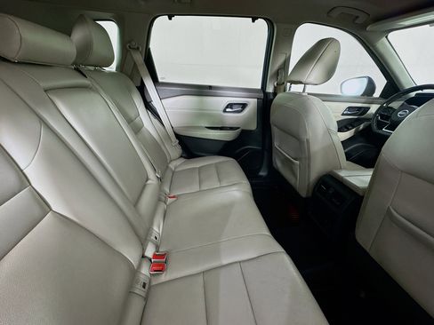 Used 2021 Nissan Rogue SL w/ Premium Package FWD image 26