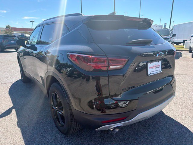 New 2026 Chevrolet Blazer LT w/ Convenience Package FWD image 5
