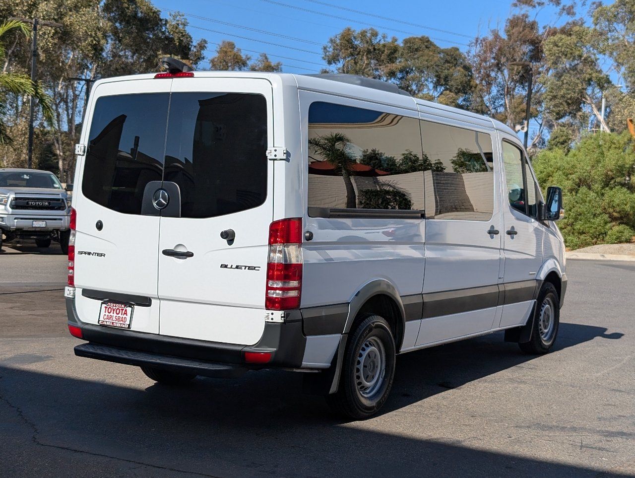 Used 2016 Mercedes-Benz Sprinter 2500 image 12