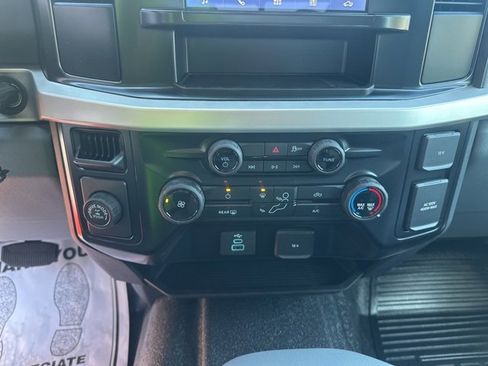 New 2025 Ford F250 XL w/ XL Chrome Package image 24