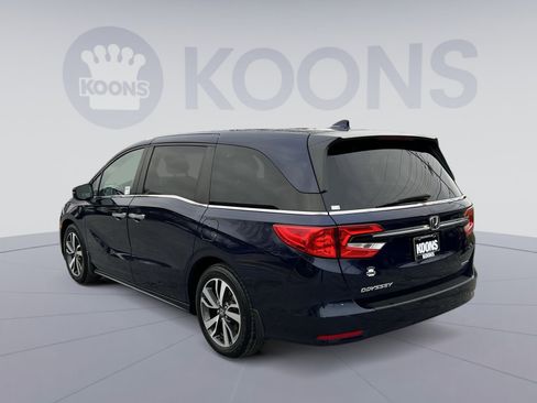 Used 2023 Honda Odyssey Touring image 4