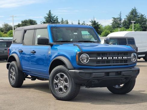 New 2026 Ford Bronco Big Bend AWD/4WD image 1