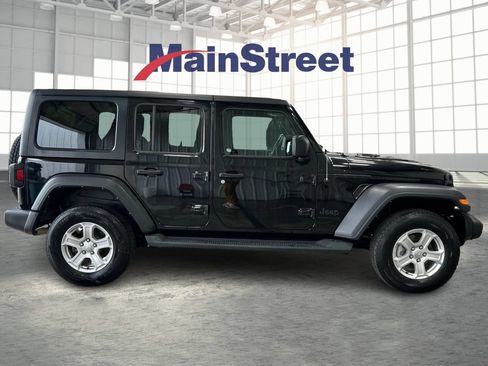 Used 2023 Jeep Wrangler Unlimited Sport AWD/4WD image 6