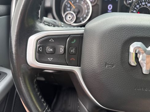 Used 2020 RAM 1500 Big Horn AWD/4WD image 19