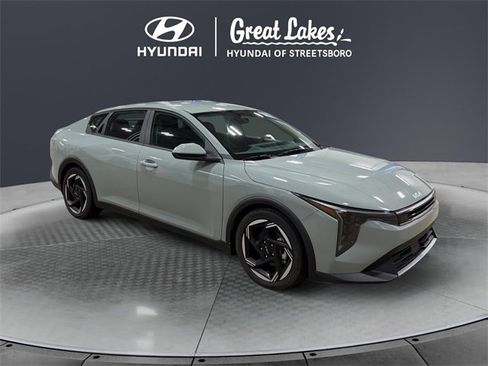 Used 2025 Kia K4 EX image 7