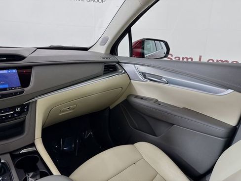 Used 2021 Cadillac XT5 Premium Luxury image 25