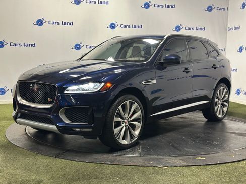 Used 2019 Jaguar F-PACE S image 6