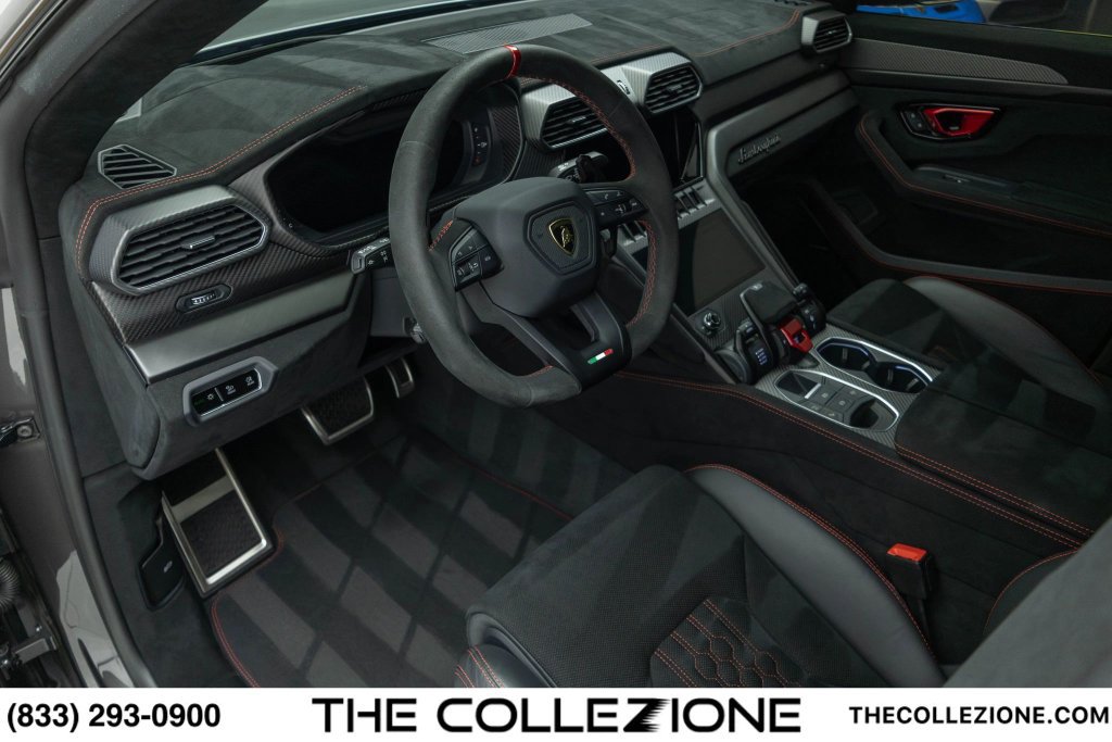 Used 2023 Lamborghini Urus Performante AWD/4WD image 51