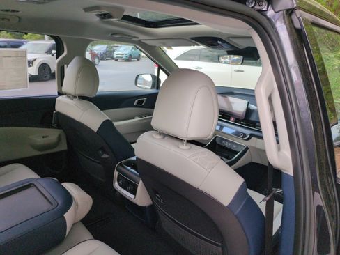 New 2026 Kia Carnival SX FWD image 43