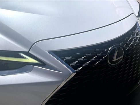 Used 2023 Lexus IS 300 w/ Premium Package RWD image 38