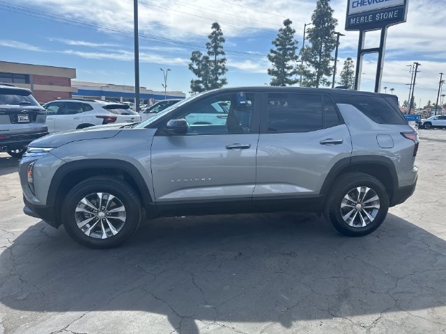 Used 2026 Chevrolet Equinox LT FWD image 4