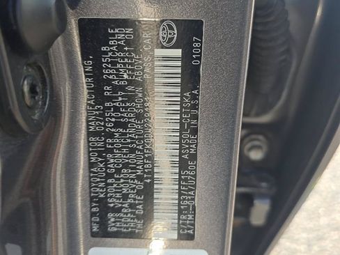 Used 2013 Toyota Camry SE FWD image 18