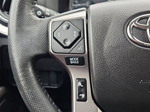 Used 2022 Toyota Tacoma SR5 image 20