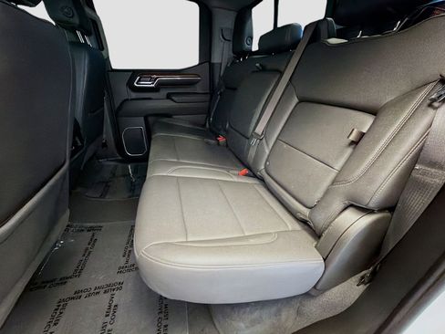 Used 2023 Chevrolet Silverado 1500 LT Trail Boss w/ Convenience Package II image 13