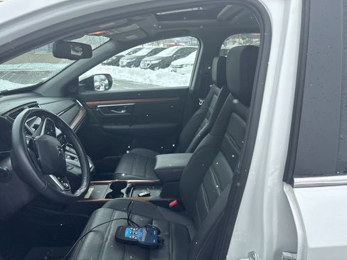 Used 2021 Honda CR-V Touring image 8